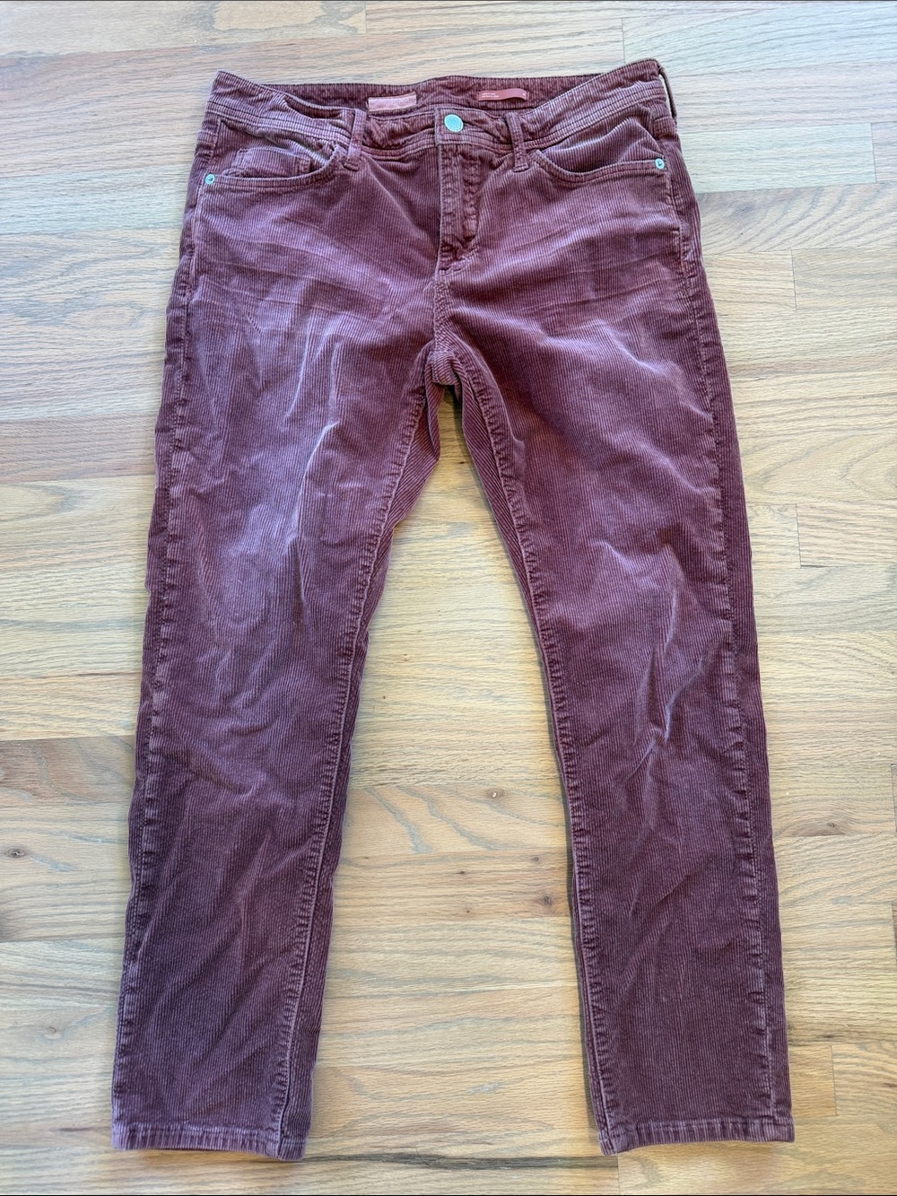 Pilcro by Anthropologie “Slim Boyfriend Crop” corduroy pants, size